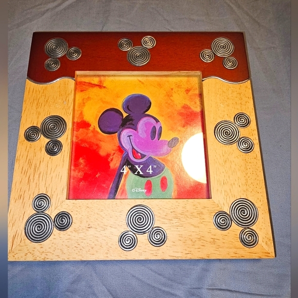 Walt Disney World 4x4 Inlaid Metal Mickey Mouse Head 2 Tone Wood Picture Frame - Picture 1 of 3